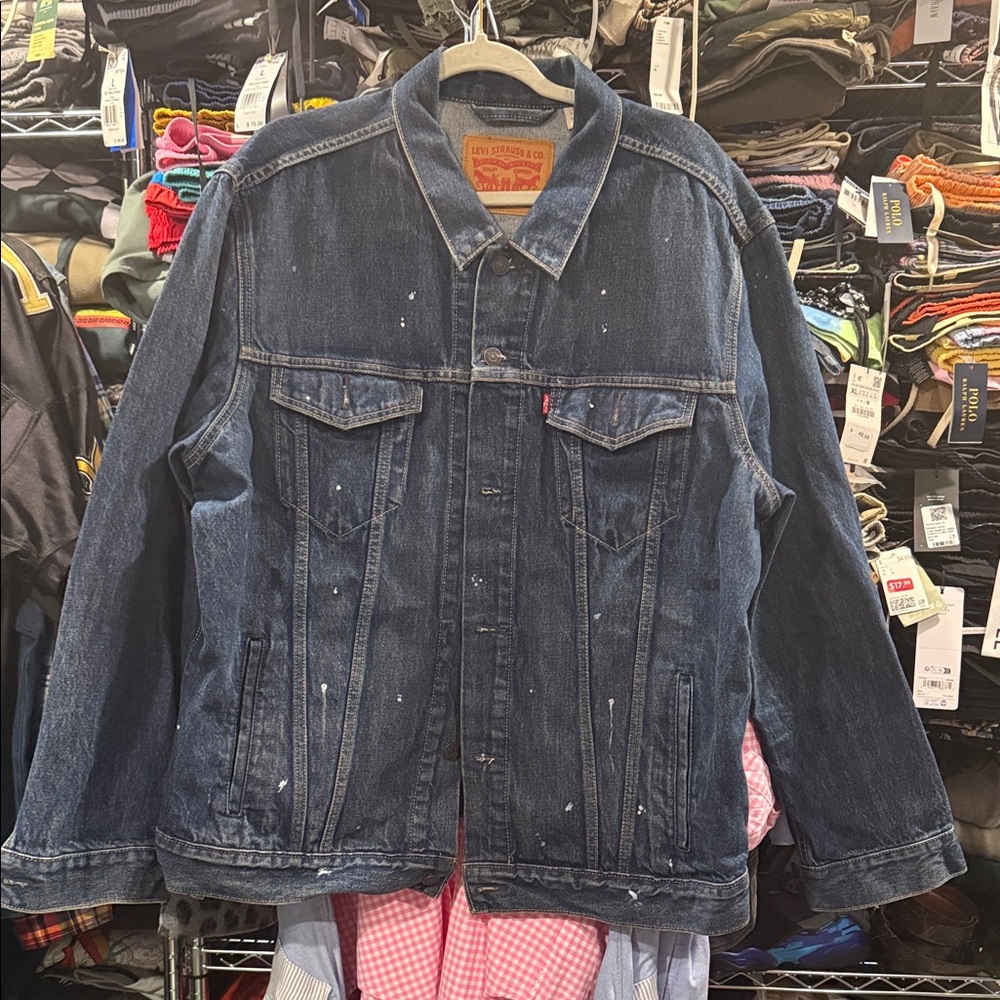 Levi's Men's Dark Blue Denim Jacket With Paint Splatter